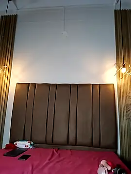 jade_roush webcam