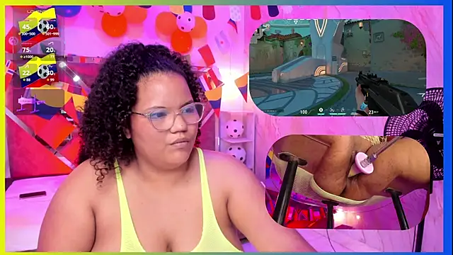 MhiaRey webcam