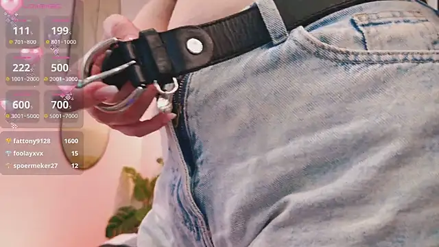 HoneyLace_ webcam