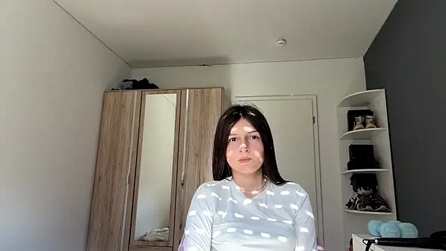 SpanishRooter webcam