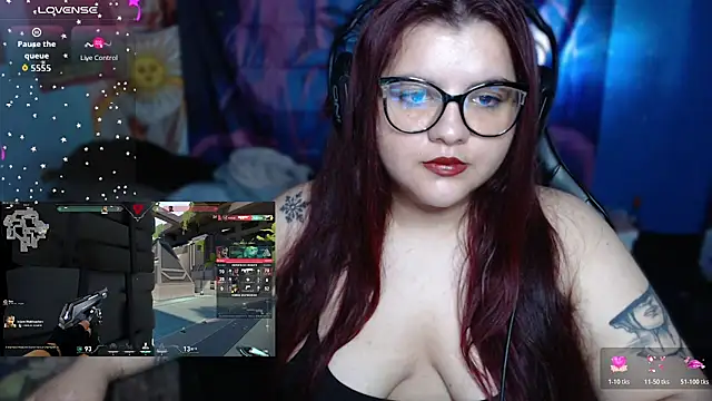 Annee23 live cam on StripChat