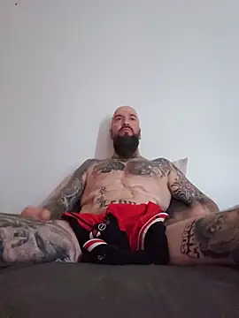 Beardedtattood live sex cam