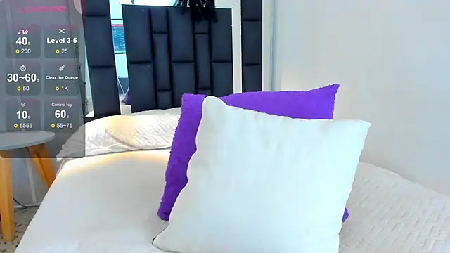 elian_7 live cam on StripChat