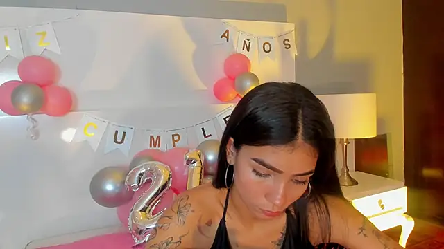 LauraAristizabal webcam