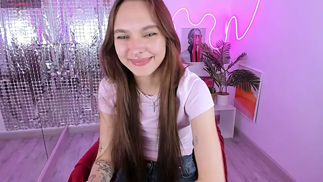 ChloeSunny webcam