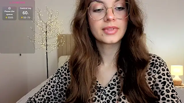 Real_cutie1 webcam