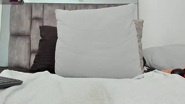 alyssia_ocean webcam
