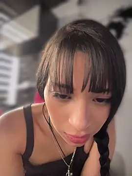 Isabella-Teen