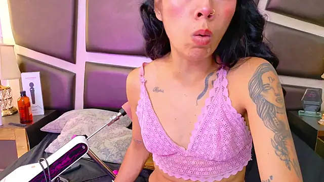 NicoleEsposito webcam