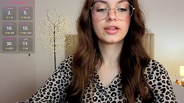 Real_cutie1 live cam on StripChat