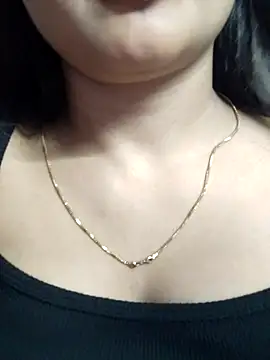 Wild-janvi webcam