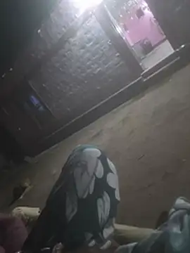 YOURBHABI143 webcam