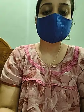 tamil_shalini (F milf) - Lips