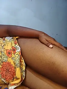 Jayani1978 live cam on StripChat