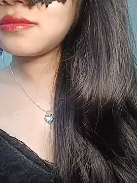 silkyhairs live cam on StripChat