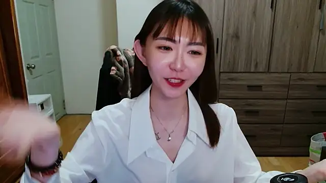 cccc_22 live cam on StripChat