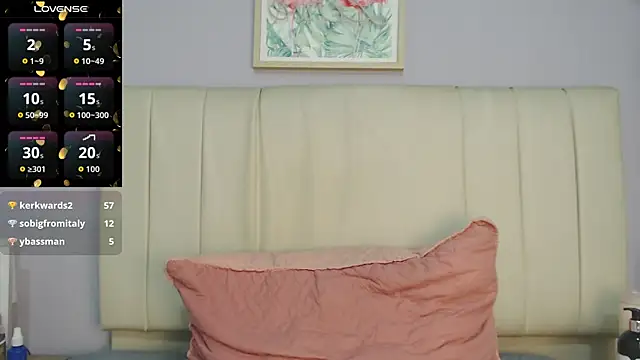amy_le01 live cam on StripChat