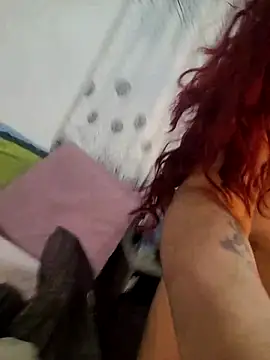 Scarlet_curly8a live cam on StripChat