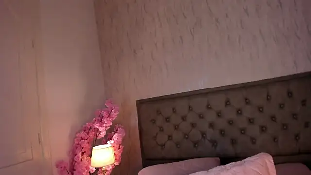 Sienna_brunette webcam