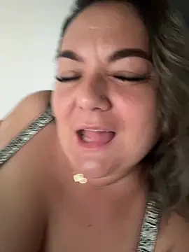 MikyVesela webcam