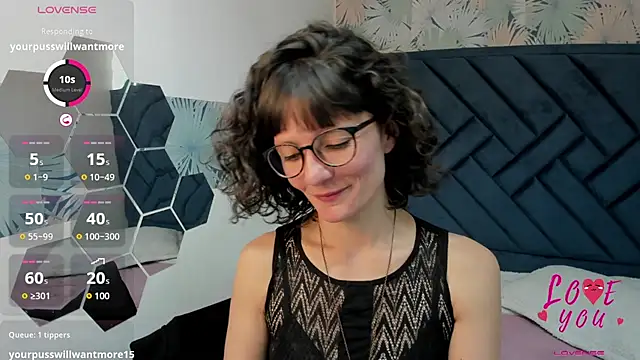 Valery_More__ live cam on StripChat
