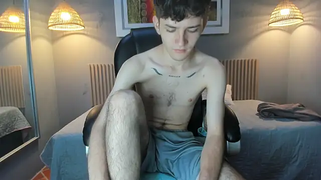 trevor_mob live cam on StripChat