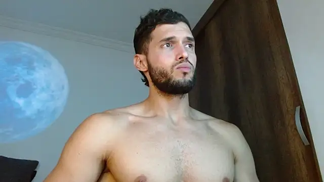 Noah_jhonsonn live cam on StripChat