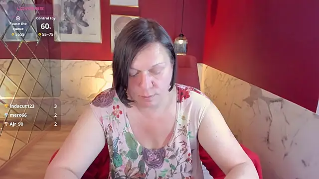 KellyPerfection webcam