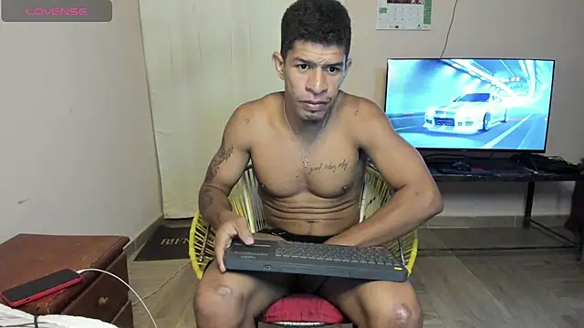 antonio_aguilarx webcam
