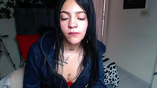 Violettasquirt live cam on StripChat