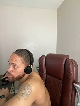 Fathero1time live cam on StripChat