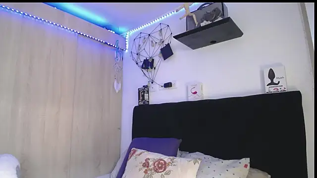 Santiago_kiler live cam on StripChat