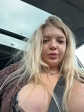 OdriOlsens Live Webcam on Stripchat