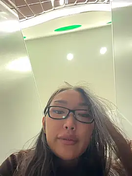 trytomakememoam webcam