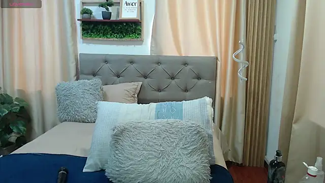sasi_luna webcam