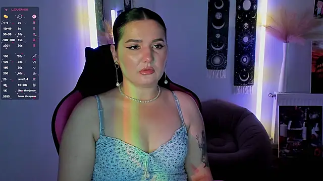 SourCherry__ live cam on StripChat