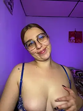 CoraVibes webcam