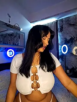 SaharQamar webcam