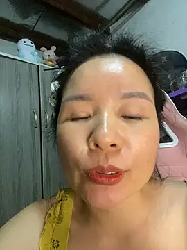 Ivy_Trix2 webcam