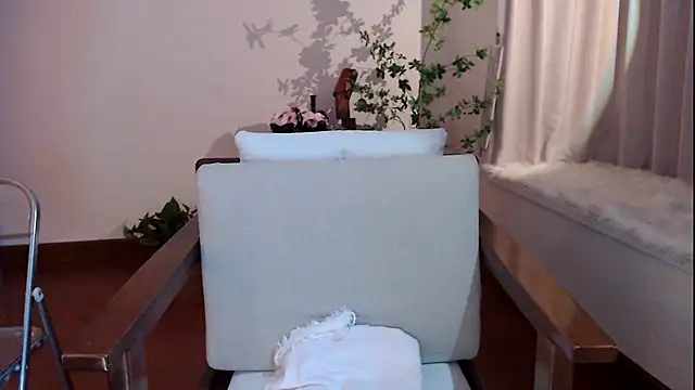 Wind-kiss668 live cam on StripChat