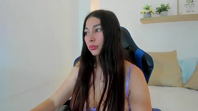 bella_99_ webcam
