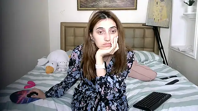 Iren live cam on StripChat