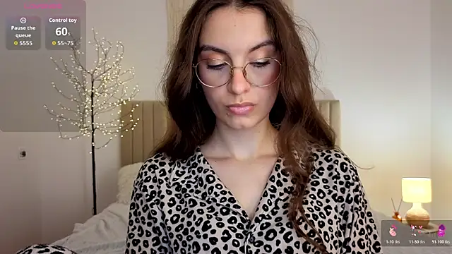 Real_cutie1 webcam