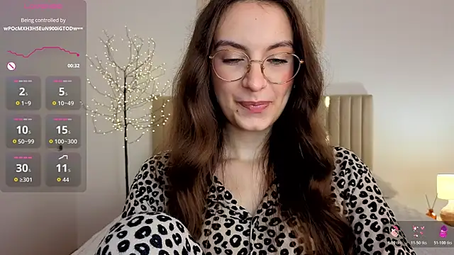 Real_cutie1 webcam