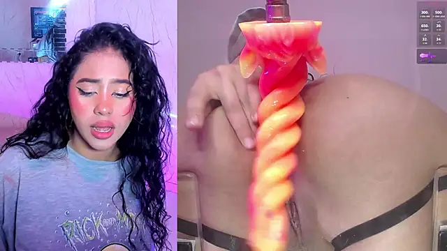 NicoleJons_ webcam
