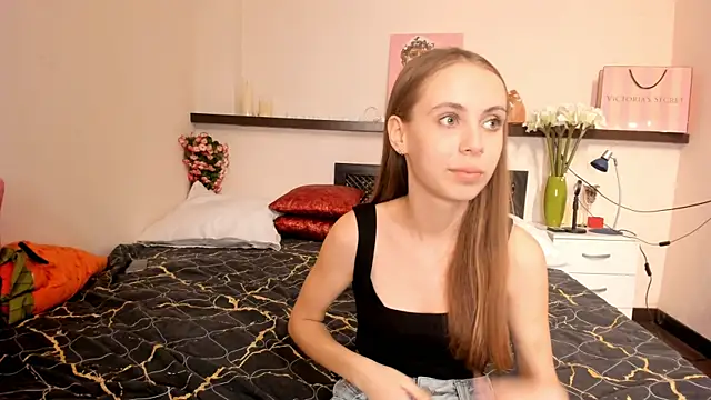 4u4love (G teen) - 69 pose and lick