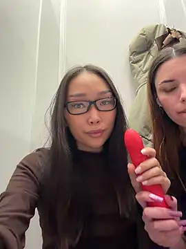 trytomakememoam webcam