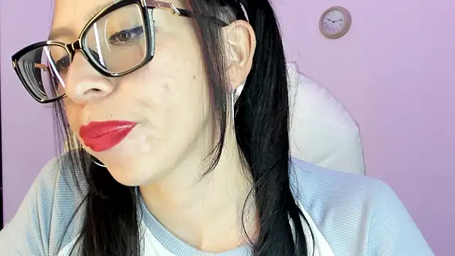 Katty_mouth live cam on StripChat