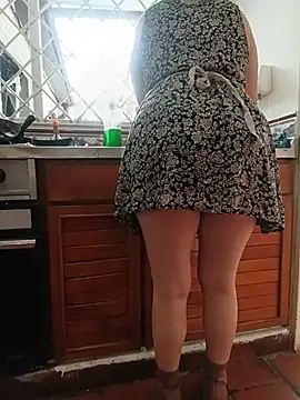 tata_sanz_ live cam on StripChat
