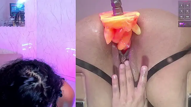 NicoleJons_ webcam